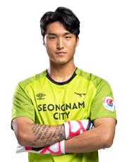 https://img.jingyuzhiboe.com.cn/img/football/player/6236464638a1d95d8560c4330a0b4cc7.jpg