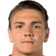 https://img.jingyuzhiboe.com.cn/img/football/player/b7782e151e3e6b7dc9cc54c303cdf583.jpg